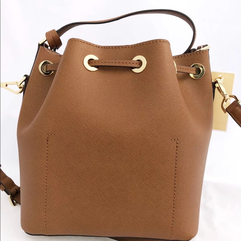 Michael Kors Greenwich Medium Hobo Luggage Yellow - Picture 2 of 8